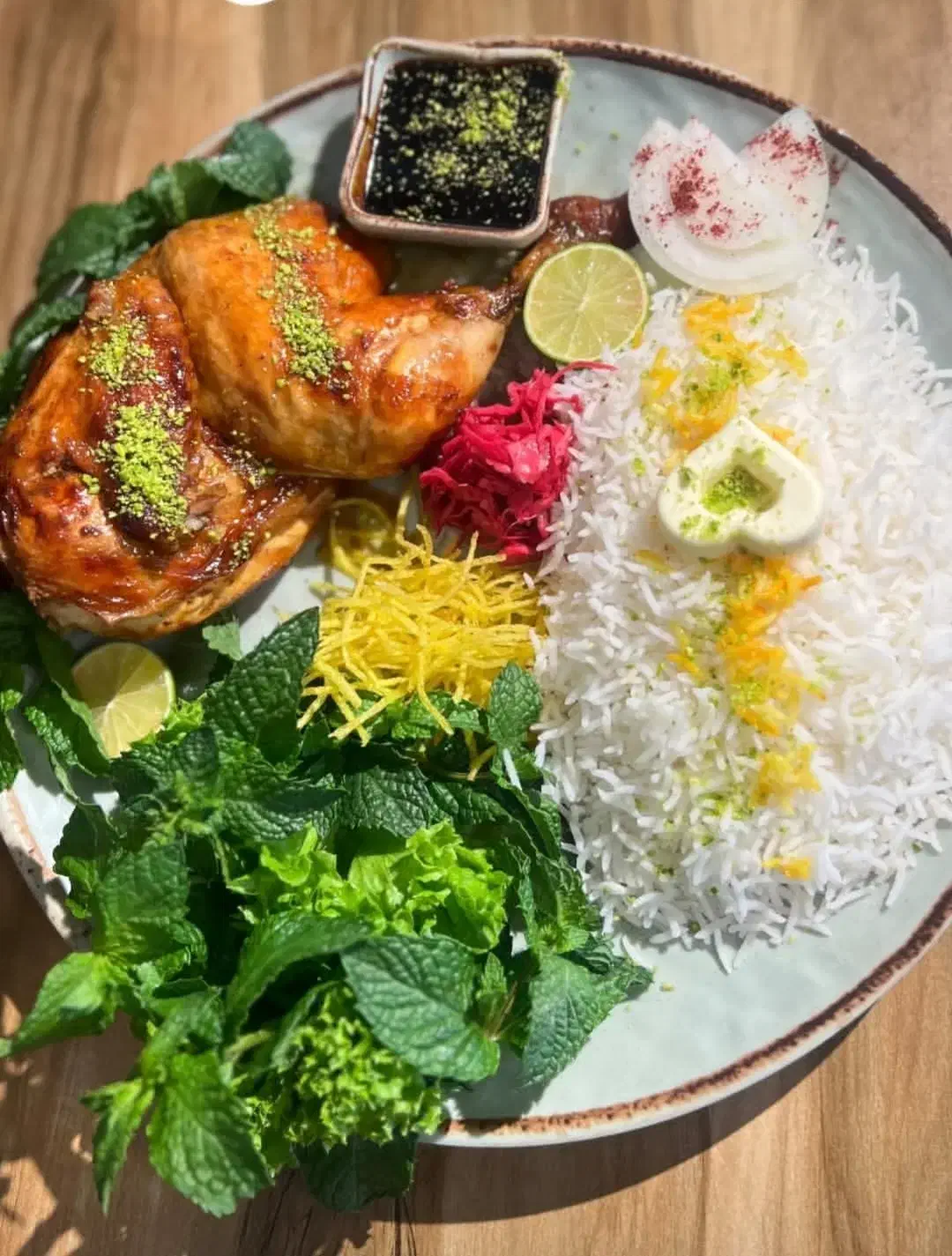 استخدام نیرو در رستوران|استخدام خدمات فروشگاه و رستوران|زنجان, |دیوار