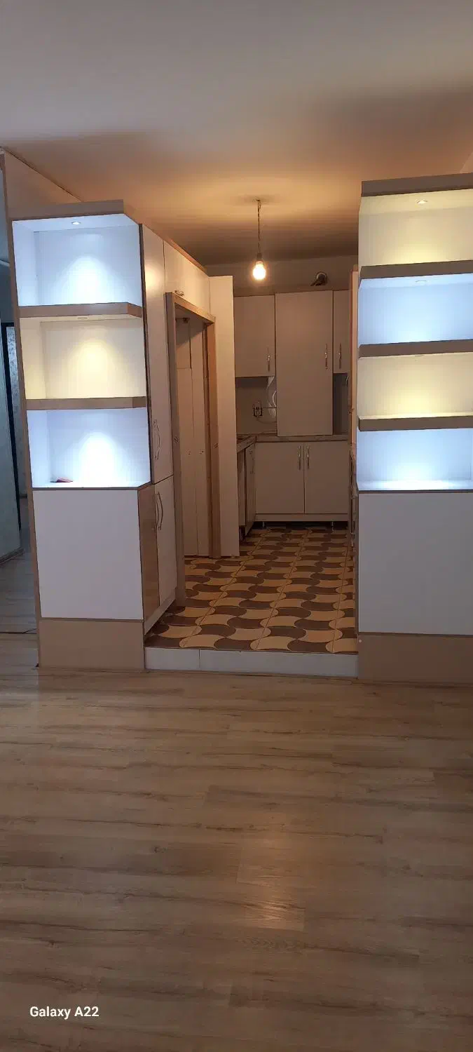 آپارتمان ۹۰ متری در بستان آباد|فروش آپارتمان|بستان آباد, |دیوار