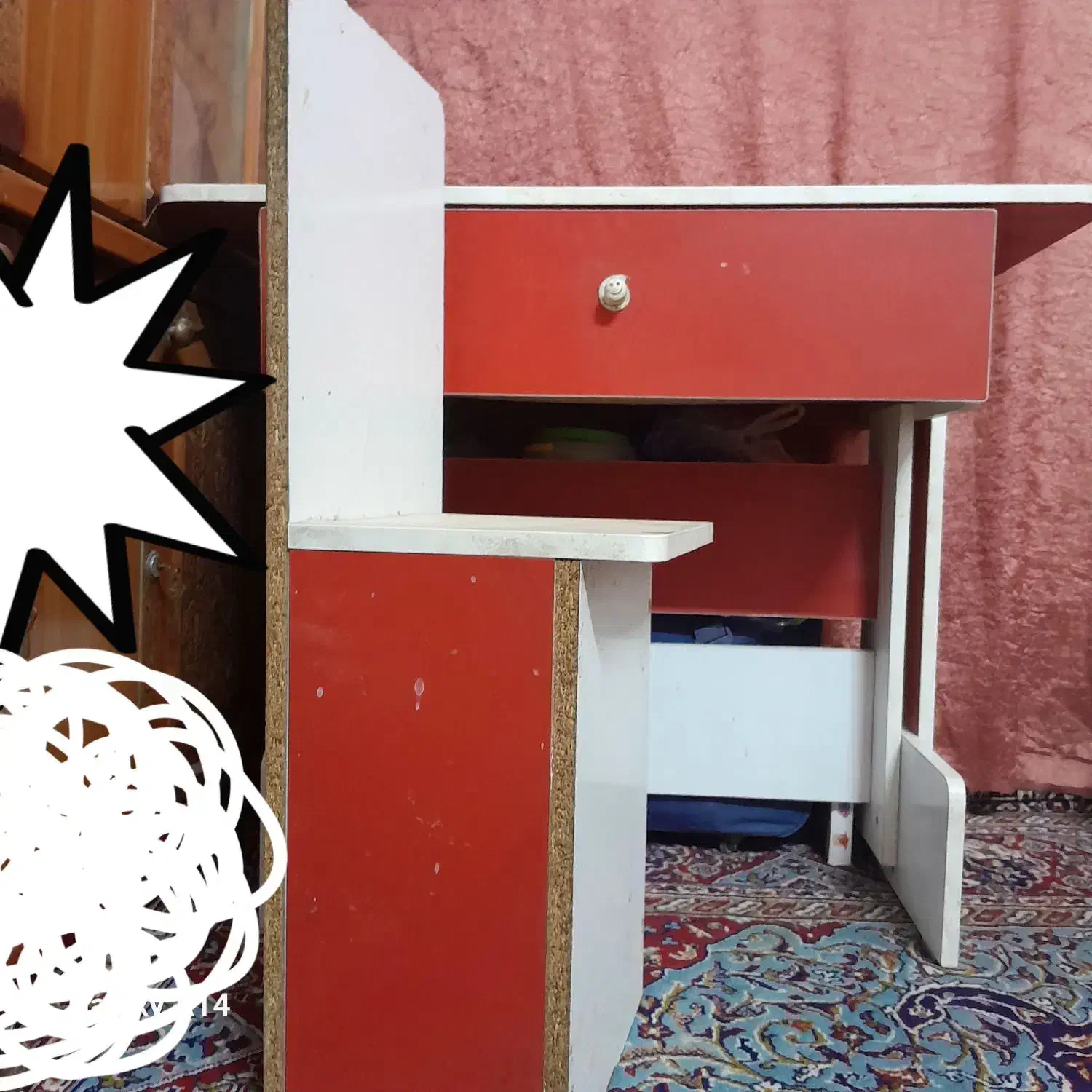 میز وصندلی|میز تحریر و کامپیوتر|زهک, |دیوار