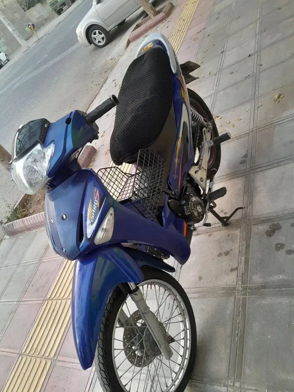 لاکی پیشرو 135|موتورسیکلت|تربتحیدریه, کوه سنگی|دیوار