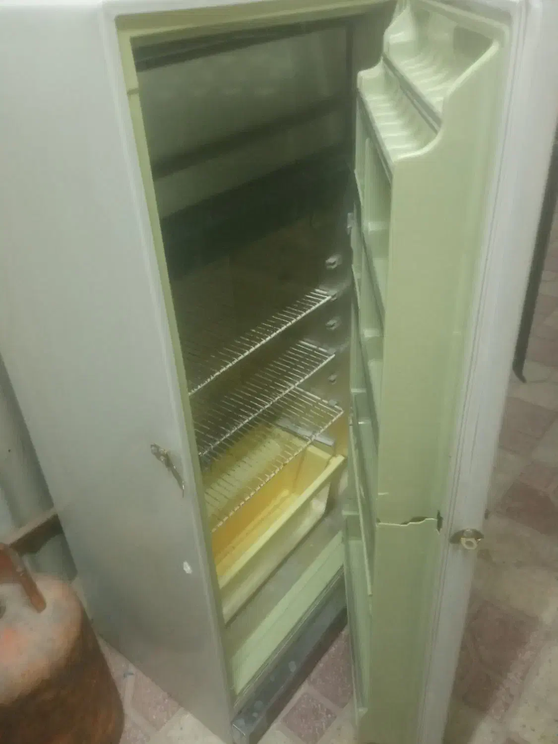 یخچال|یخچال و فریزر|لار, |دیوار