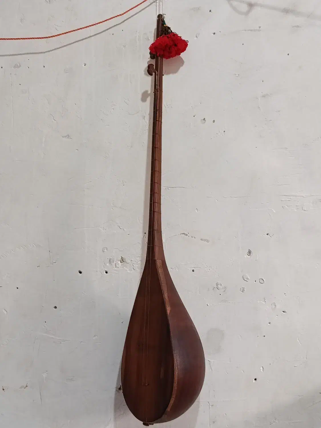 دوتار|سازهای سنتی|بجنورد, |دیوار