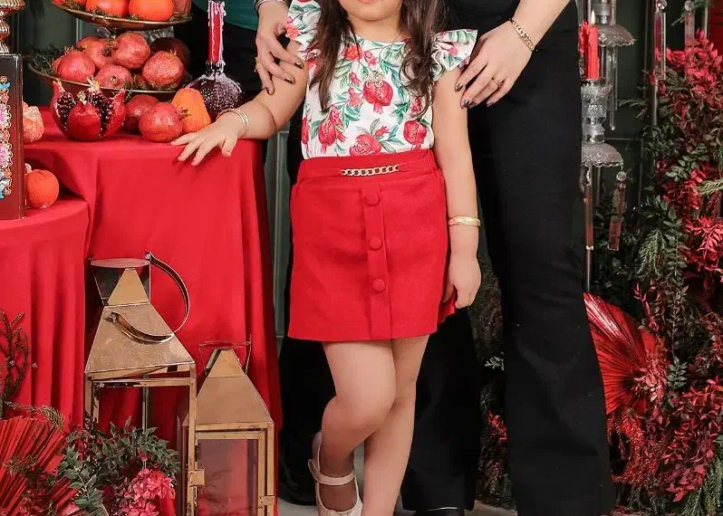 لباس یلدا بچه|کفش و لباس بچه|رشت, یخسازی|دیوار