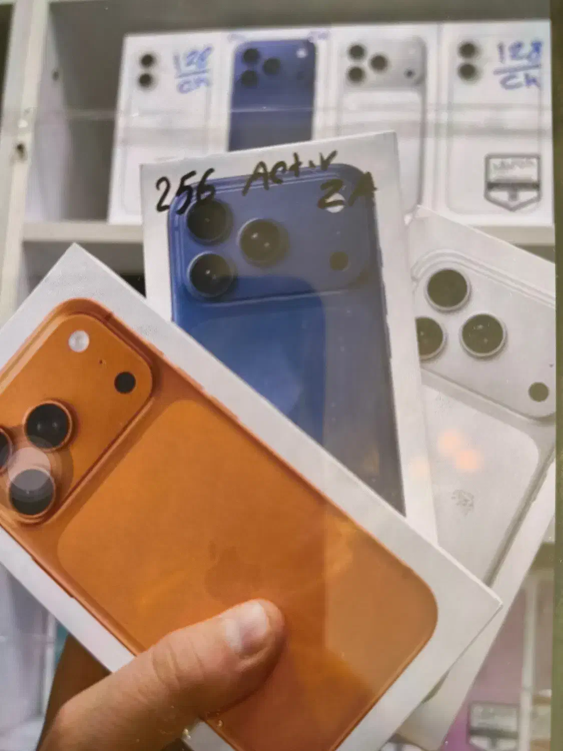 Iphone17 آک ۲۵۶ سفید|موبایل|مشهد, فلسطین|دیوار