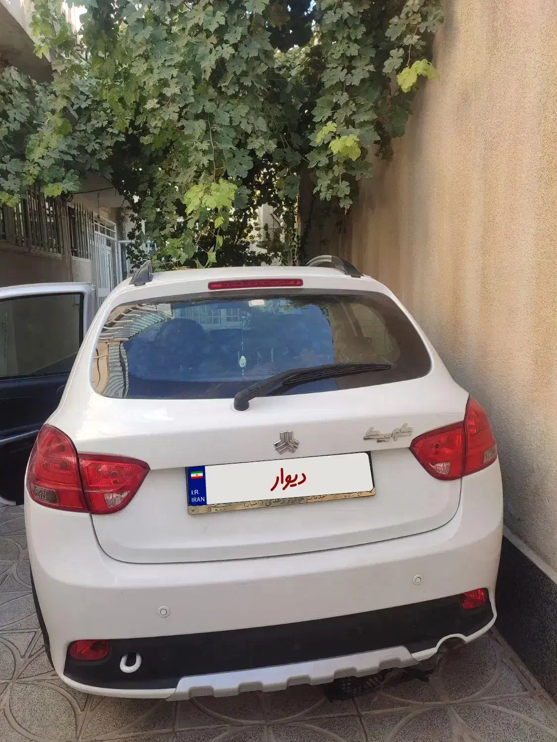 معاوضه با اطلس خشک سانروفدار|خودرو سواری و وانت|کرمانشاه, |دیوار