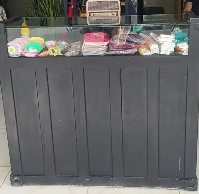 میز ویترین|فروشگاه و مغازه|ساوه, |دیوار