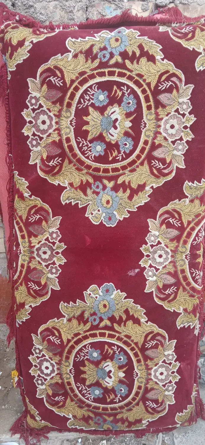 یک جفت پشتی کارخانه ای سالم|پشتی|تربت جام, یحیی آباد|دیوار