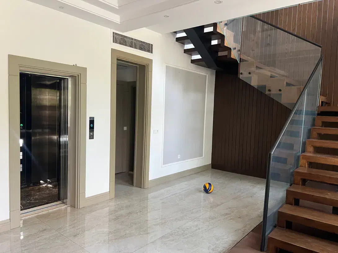 ۶۰۰ متر ویلایی شهرک غرب ایران زمین فول نوسازی