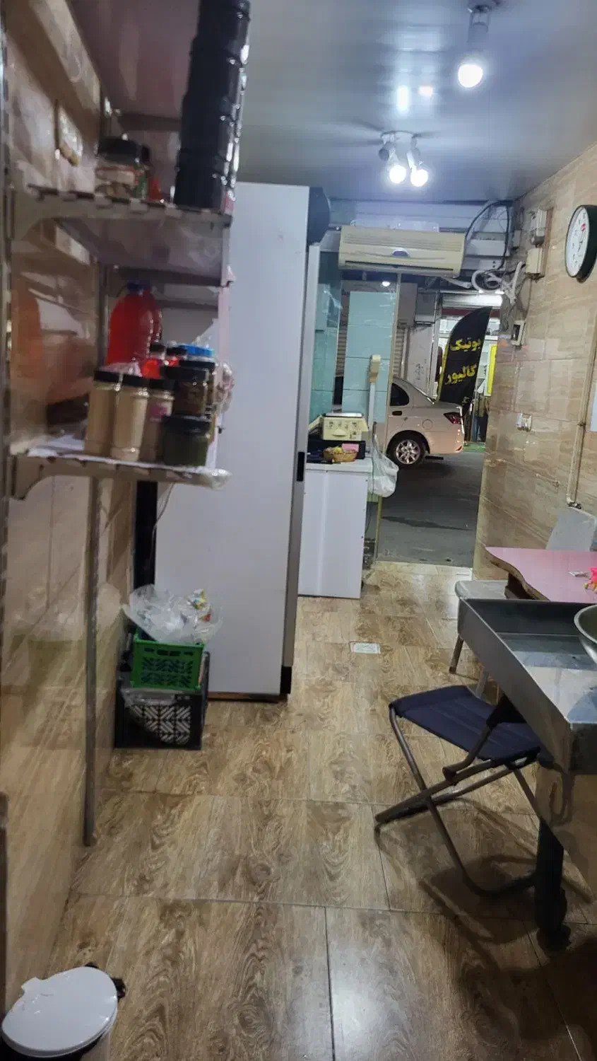 مغازه ۱۵ متری جماران|اجارهٔ مغازه و غرفه|رشت, جماران|دیوار