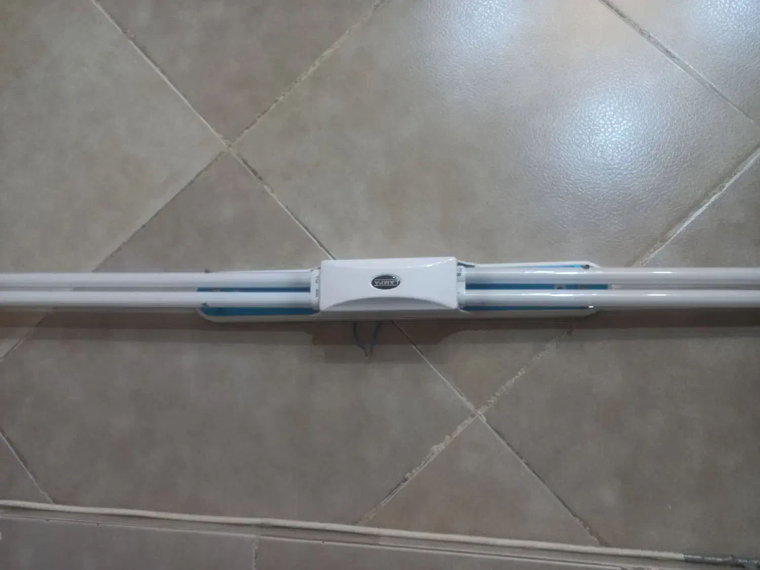 لامپ مهتاب کم مصرف|لامپ و چراغ|بروجرد, |دیوار