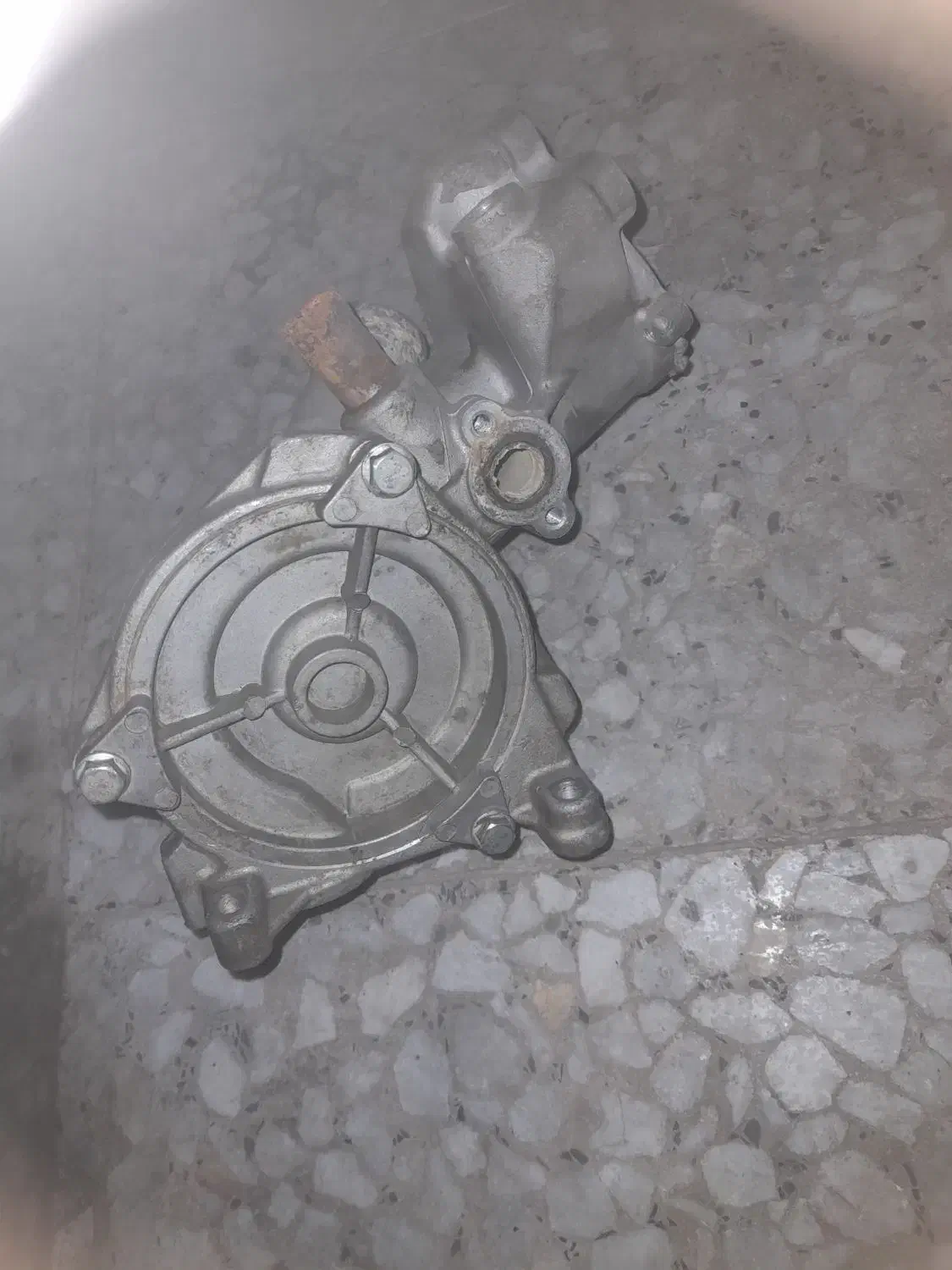 واتر پمپ موسو ۶ سیلندر|قطعات یدکی و لوازم جانبی|کرج, مصباح|دیوار