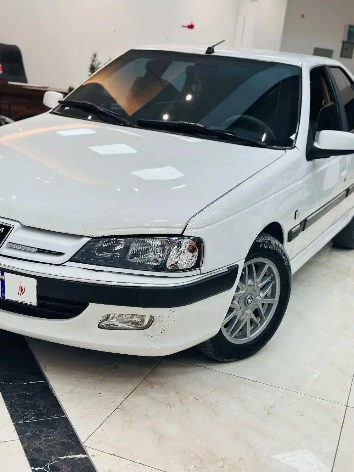 پارس elx ماشین فوق دور رنگ بوده و بینظیر می باشد|خودرو سواری و وانت|ارومیه, |دیوار