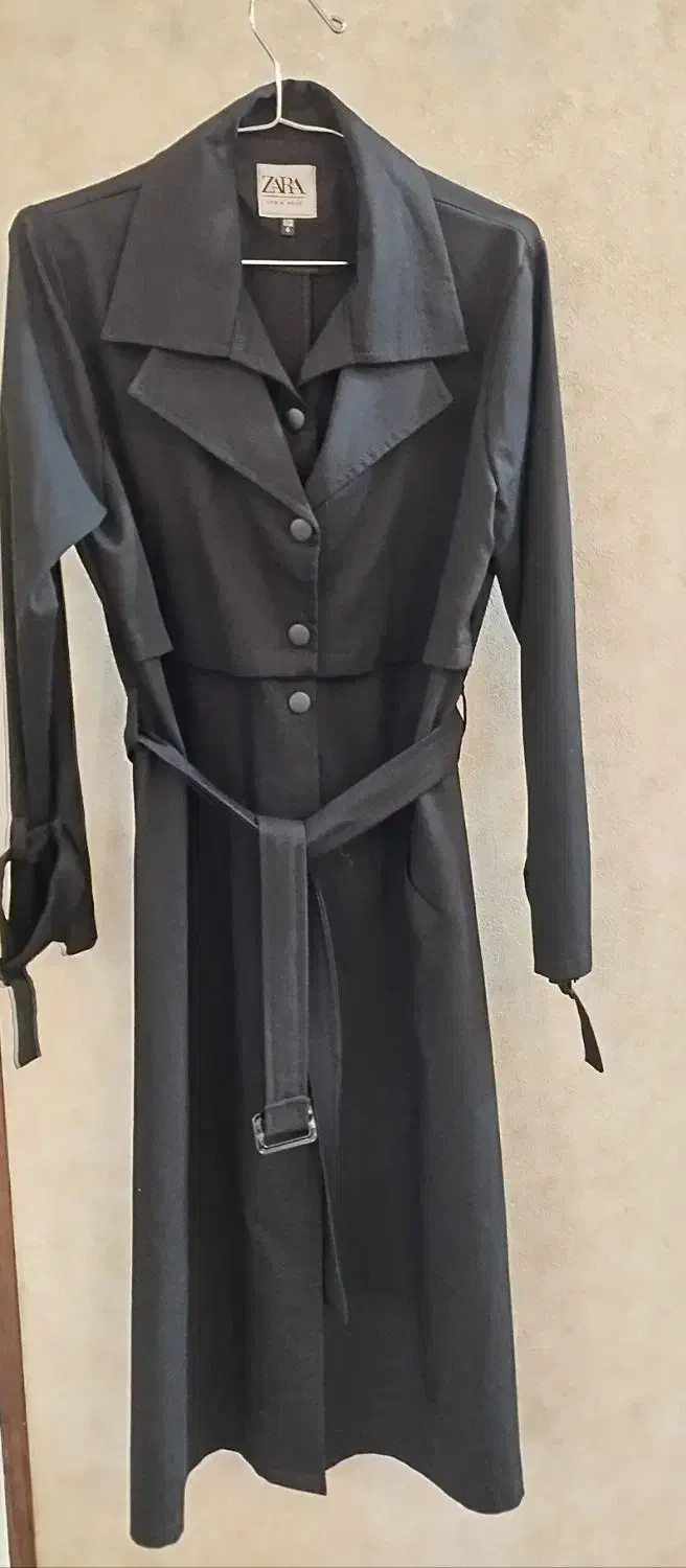 مانتو|لباس|مشهد, نیروی هوایی|دیوار