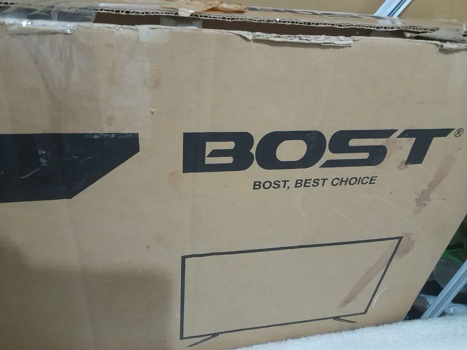 تلویزیون 32bost اینج نیاز به تعمیر ۱میلیون و ۳۰۰|تلویزیون و پروژکتور|صفادشت, |دیوار