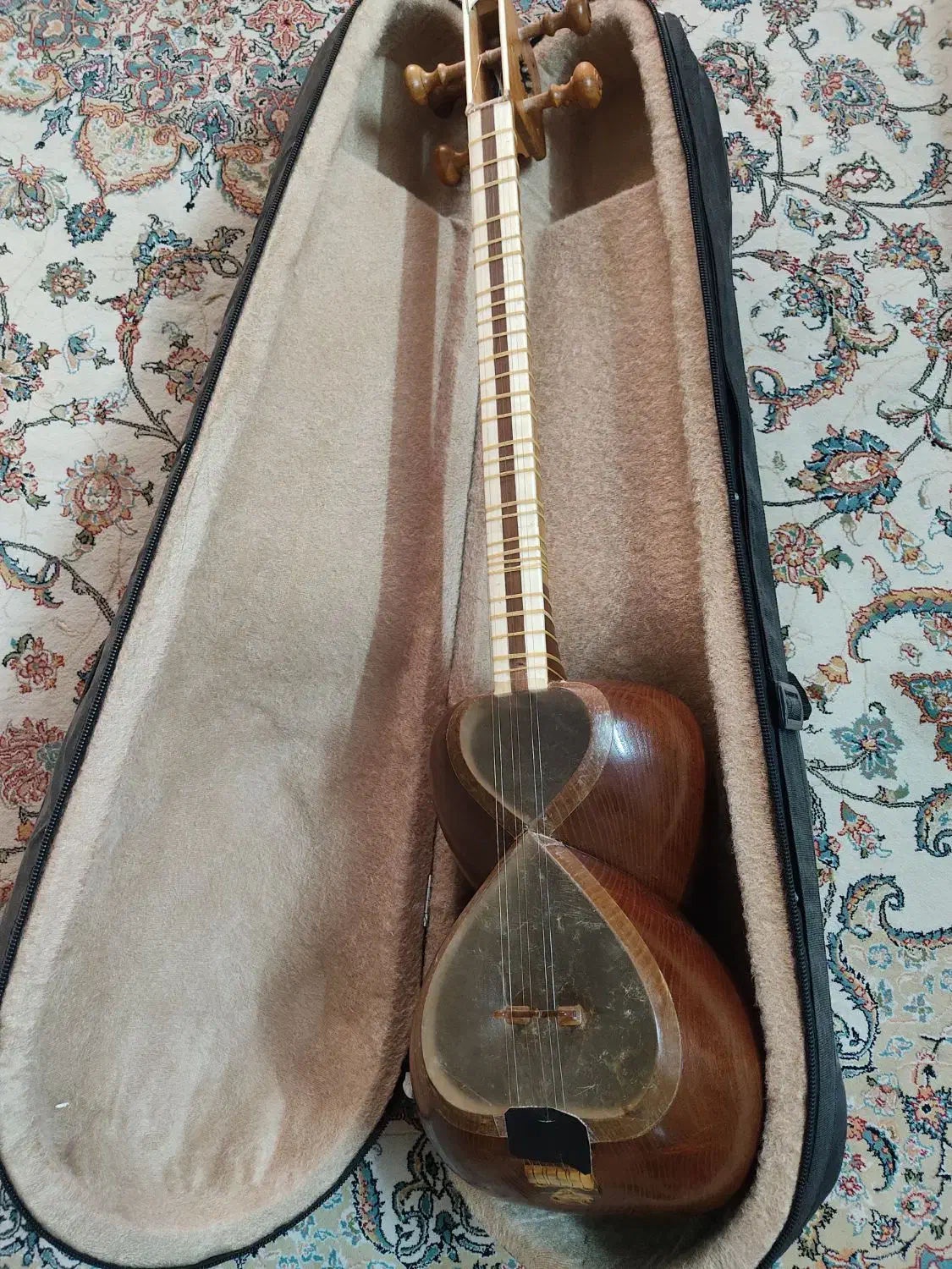 فروش تار|سازهای سنتی|ابهر, |دیوار