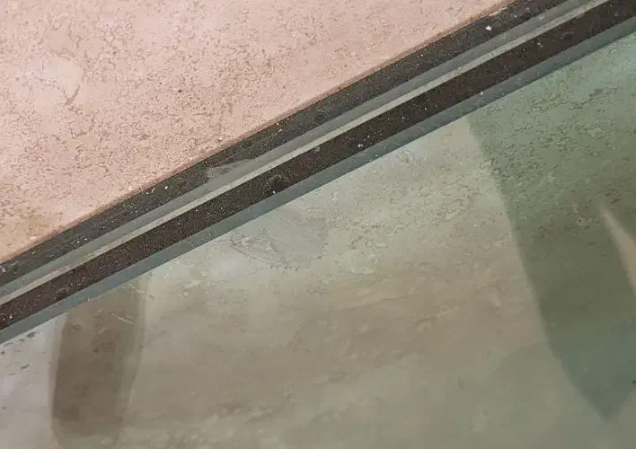 آینه(شیشه سکوریت دوعدد)ابعاد هر کدام ۲.۹۶ در ۱.۱۳|آینه|اندیمشک, |دیوار