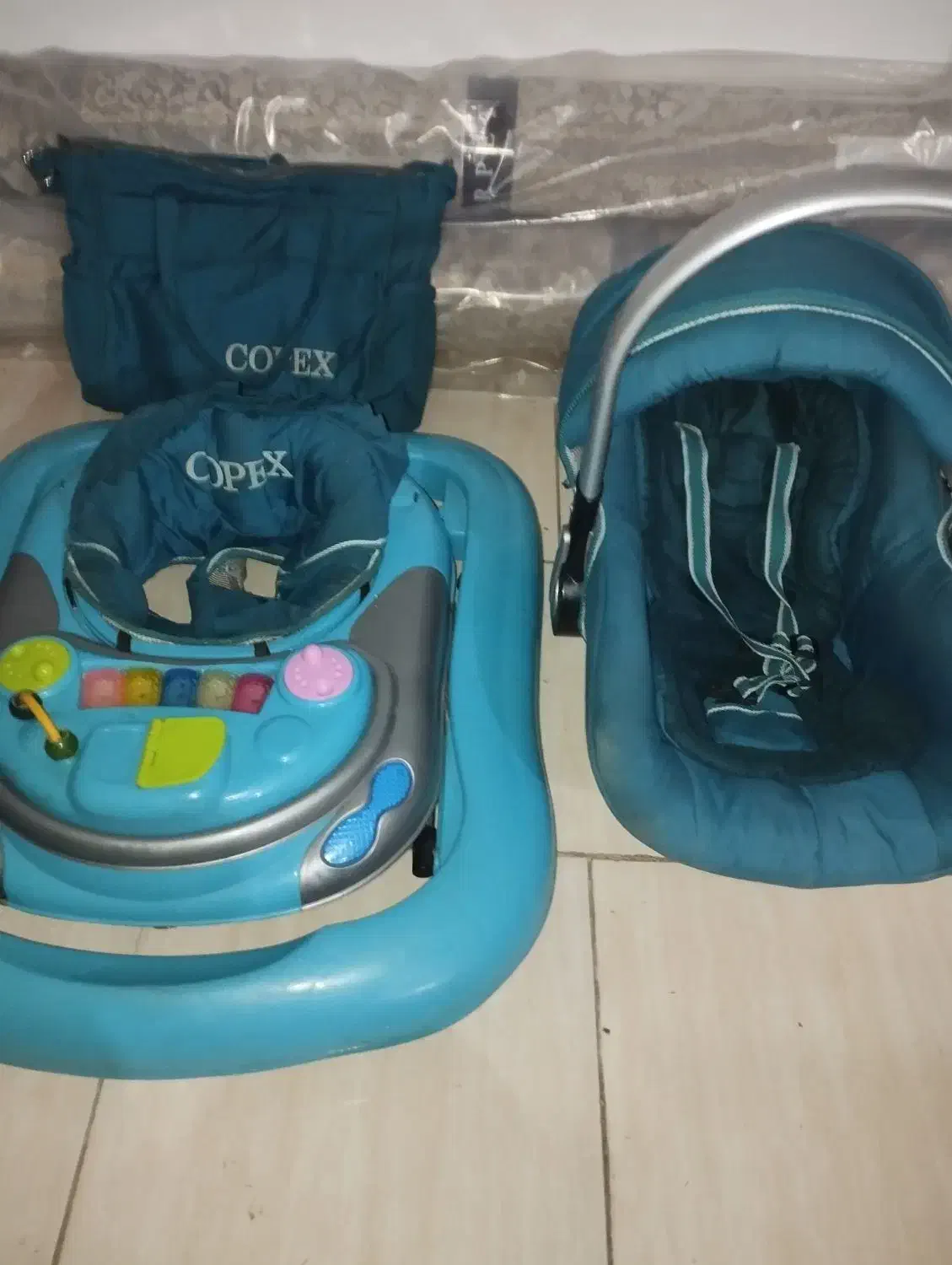 سرویس روروک،کریر،قنداق فرنگی|کالسکه و لوازم جانبی|صدرا-فارس, فاز ۱|دیوار