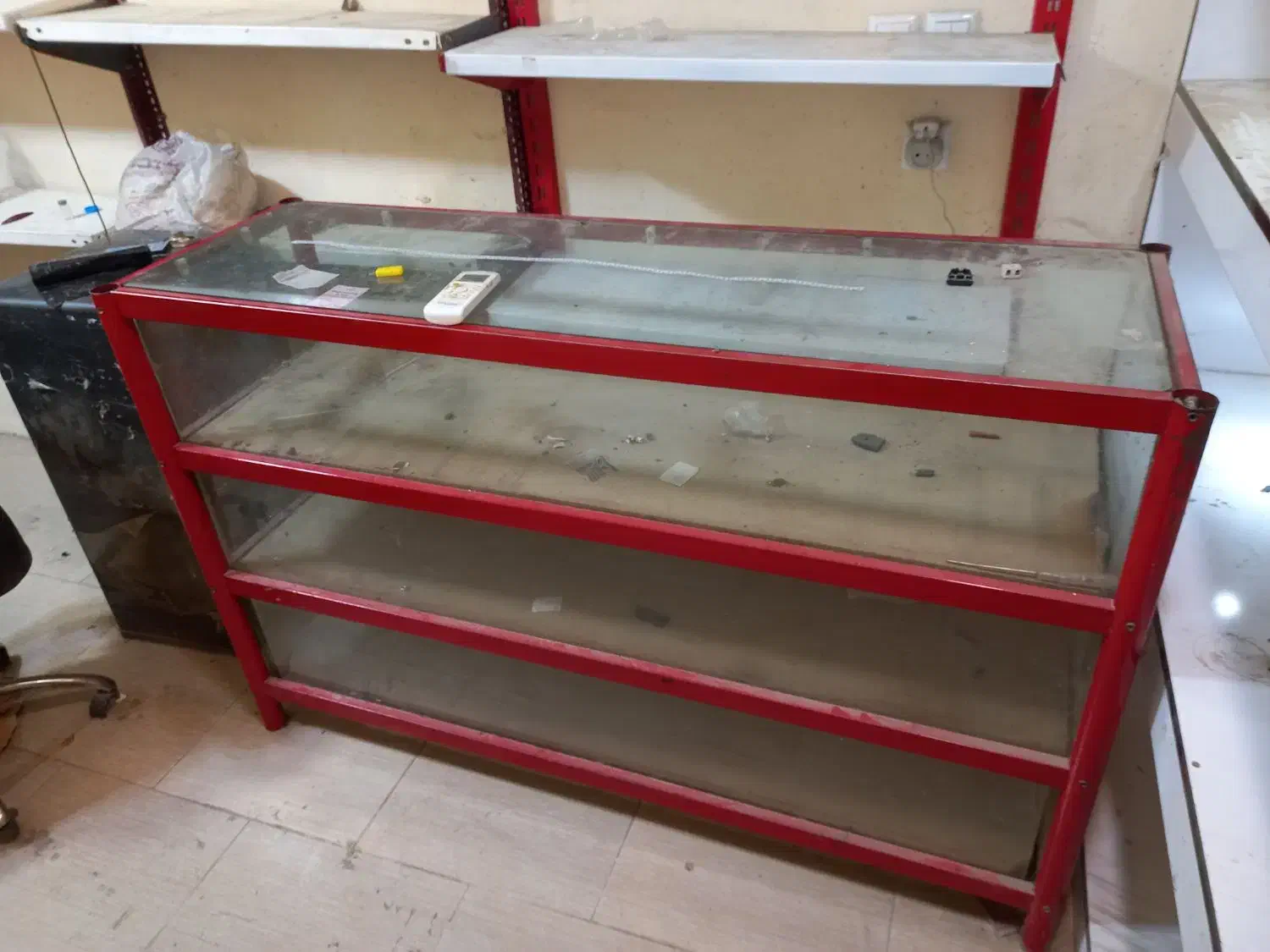 ویترین وقفسه|فروشگاه و مغازه|سوسنگرد, |دیوار