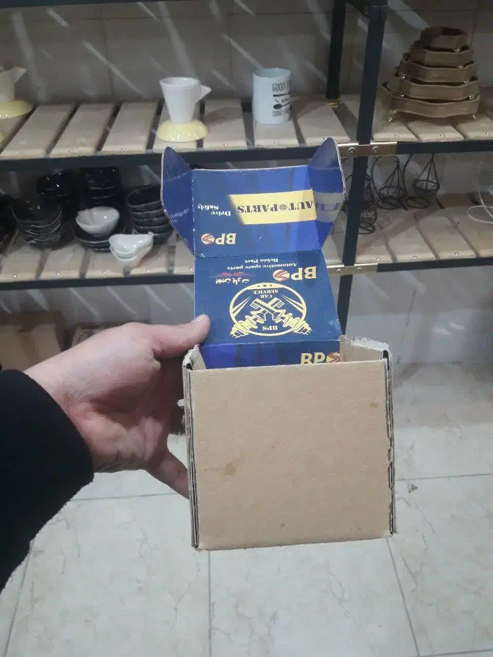 جعبه کارتن|ظروف نگهدارنده، پلاستیکی، یک‌بارمصرف|اصفهان, کوجان|دیوار