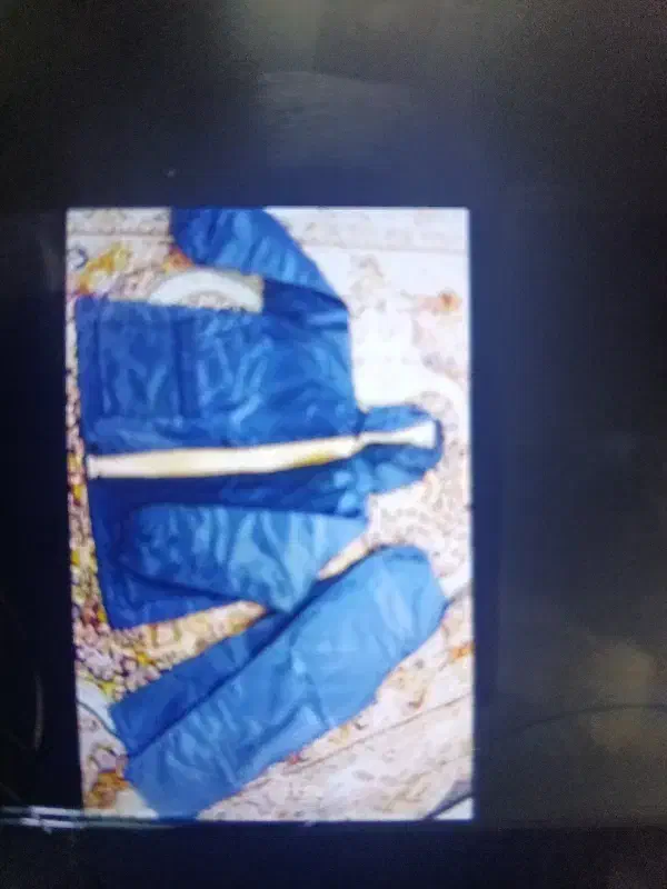 لباس بادگیر|لباس|قم, وادی السلام|دیوار