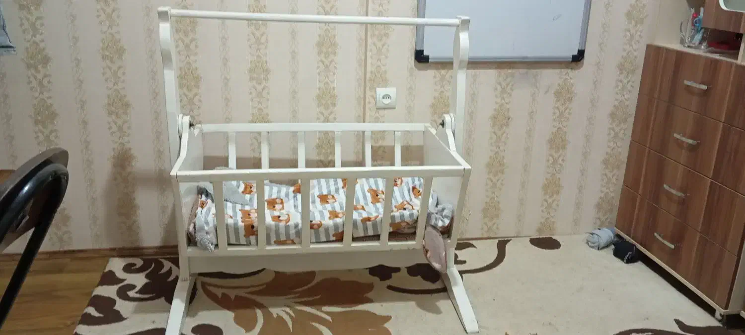 گهواره چوبی|تخت و سرویس خواب|اهر, |دیوار