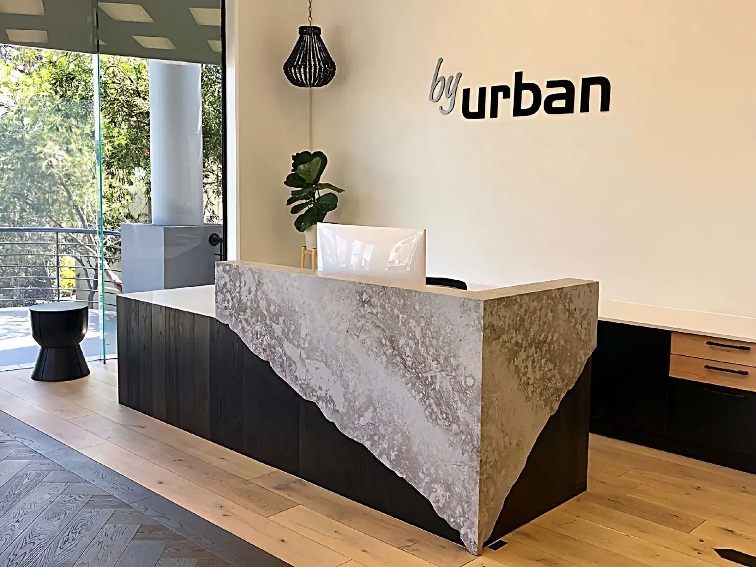 منشی خانوم شرکتی در الهیه|استخدام اداری و مدیریت|تهران, الهیه|دیوار