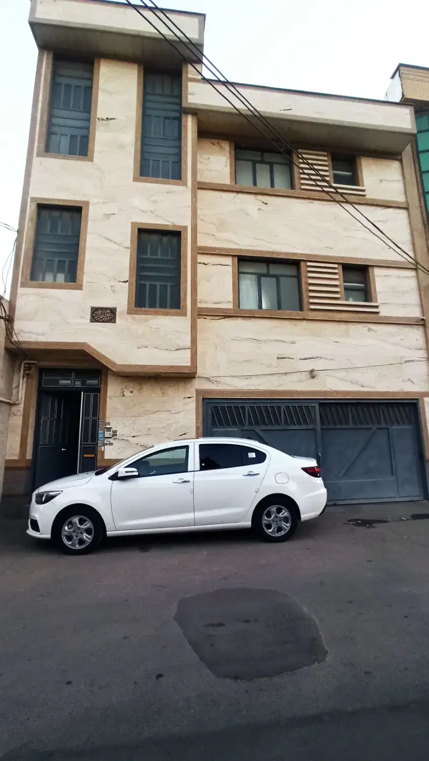 رهن و اجاره منزل ویلایی شهرک مهدیه|اجارهٔ خانه و ویلا|شیراز, شهرک مهدیه|دیوار