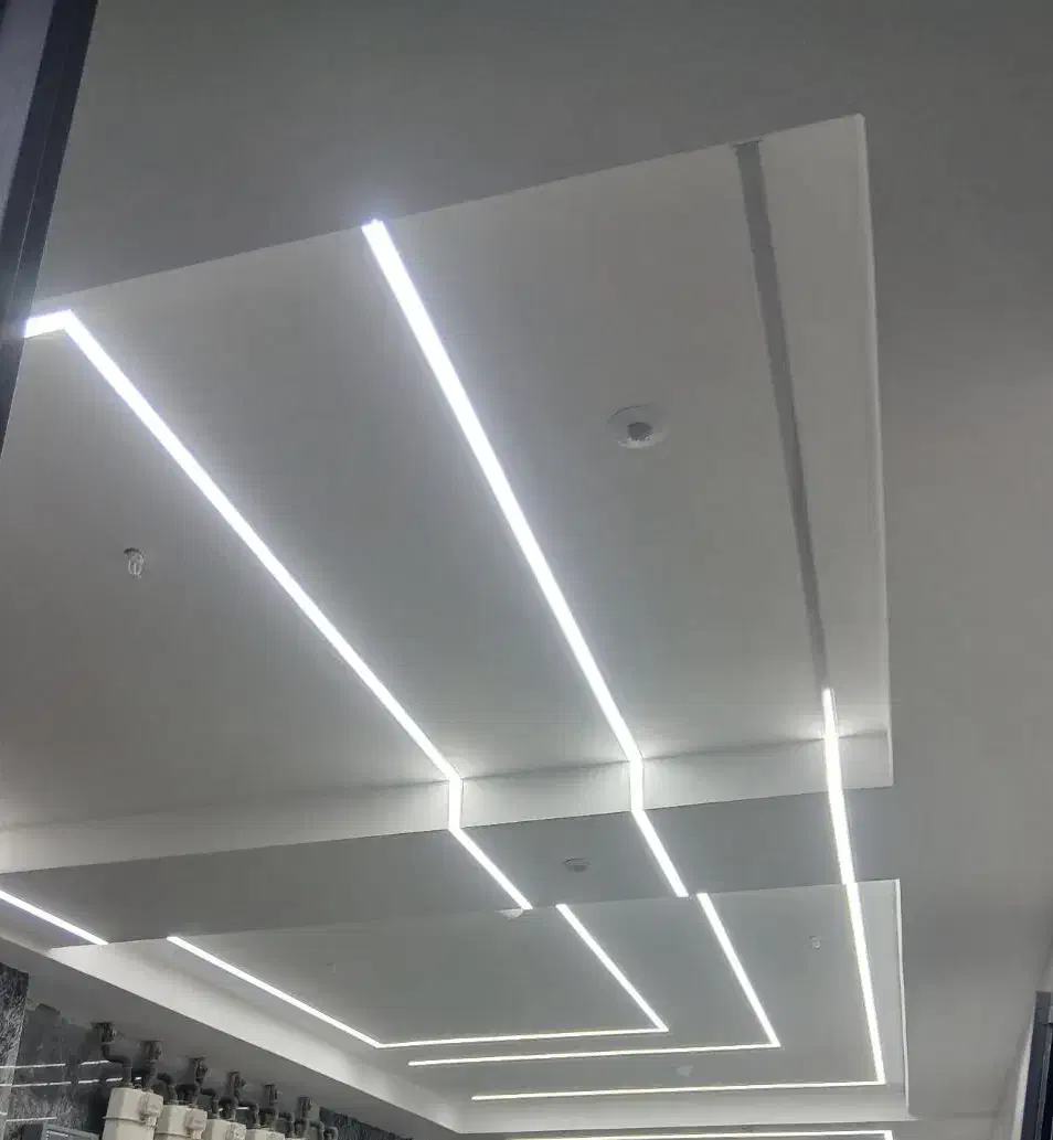 شاگرد کناف نیازمندیم|استخدام معماری، عمران و ساختمانی|همدان, |دیوار