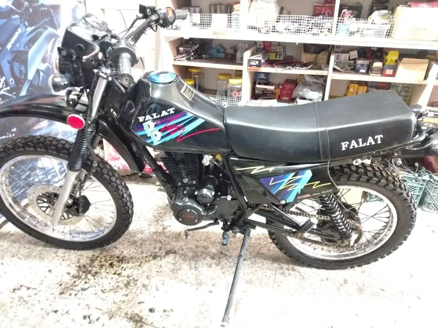 فلات 200|موتورسیکلت|تبریز, |دیوار