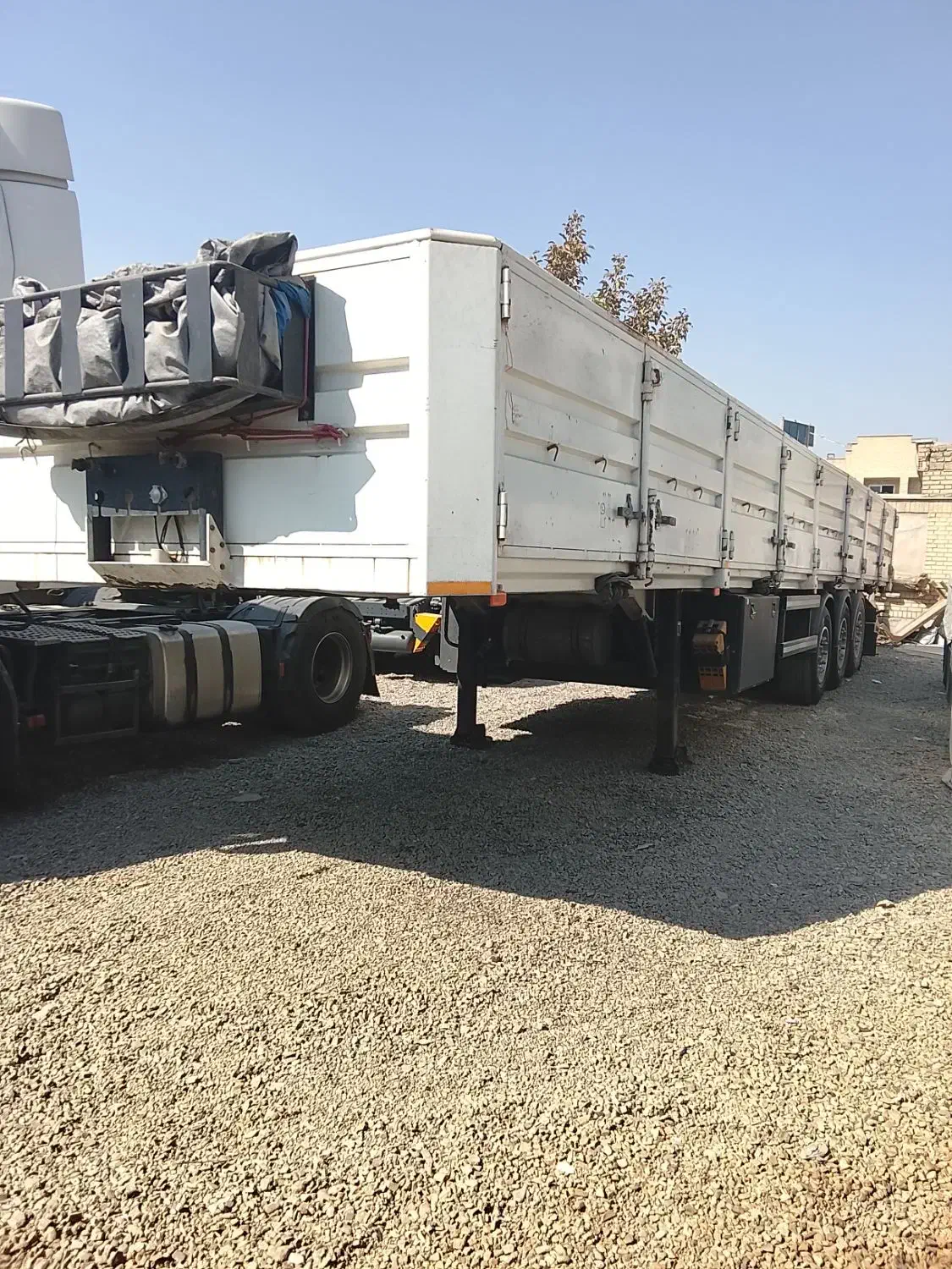 کفی لبه دار|خودرو سنگین|زالیان, |دیوار