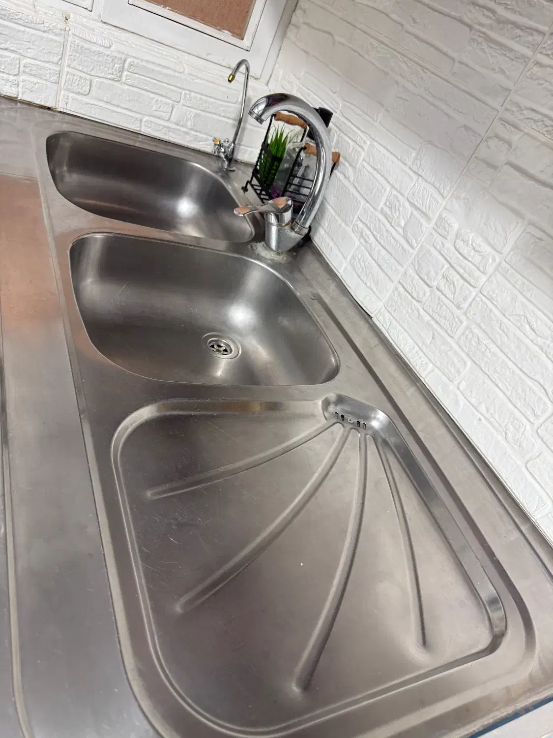 سینک و شیر|مصالح و تجهیزات ساختمان|ساوه, |دیوار