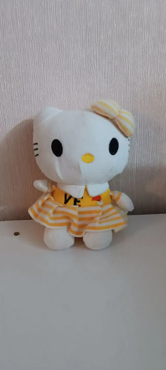 تعدادی عروسک|اسباب‌‌بازی|زنجان, |دیوار