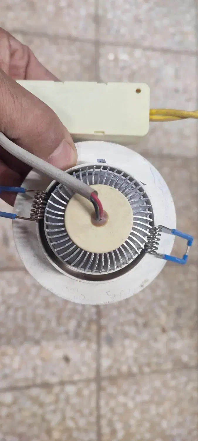 چراغ هالوژن|لامپ و چراغ|صفادشت, |دیوار