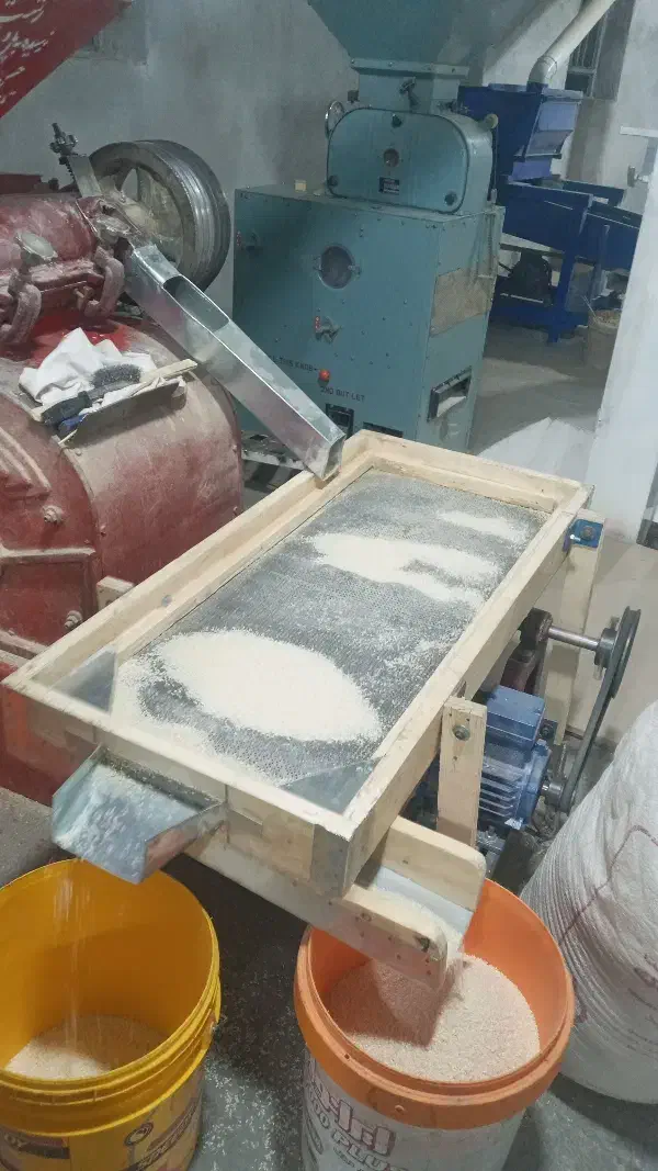 فروش سبوس برنج محلی چمپا عنبر بو منطقه یاسوج|خوردنی و آشامیدنی|پارسیان, |دیوار