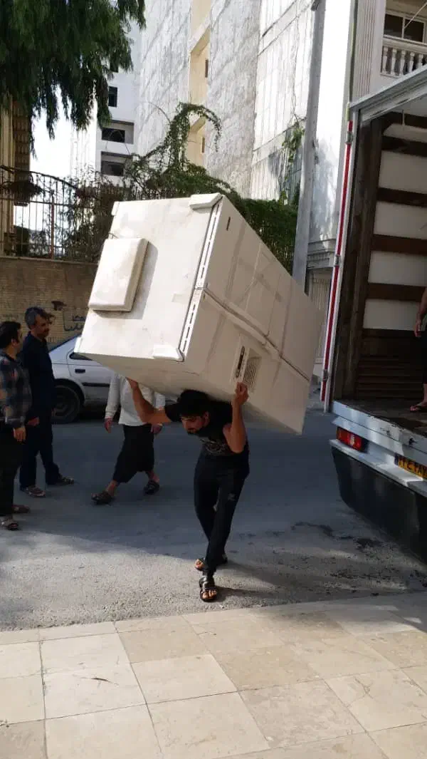 اتوبار حمل بار اسباب کشی منزل باکامیونت باکارگر|خدمات حمل و نقل|بندرعباس, |دیوار