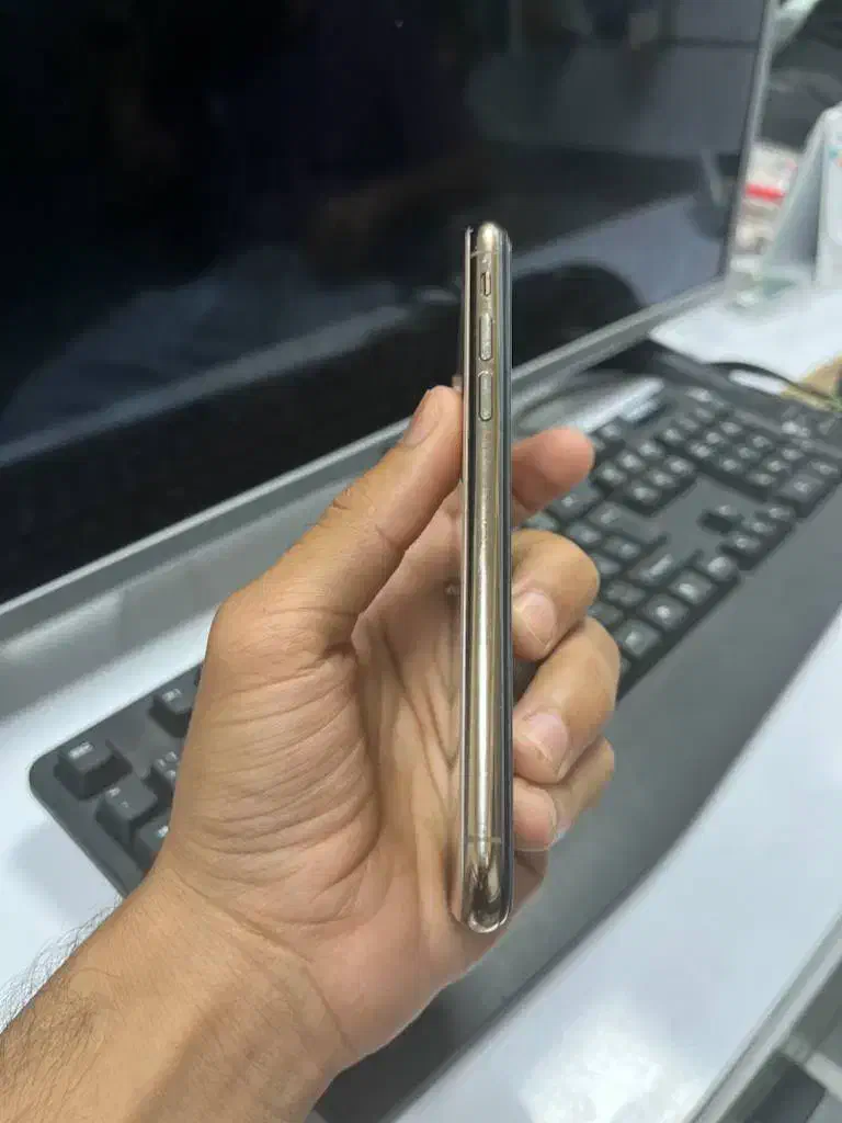 ایفون xs|موبایل|میناب, |دیوار