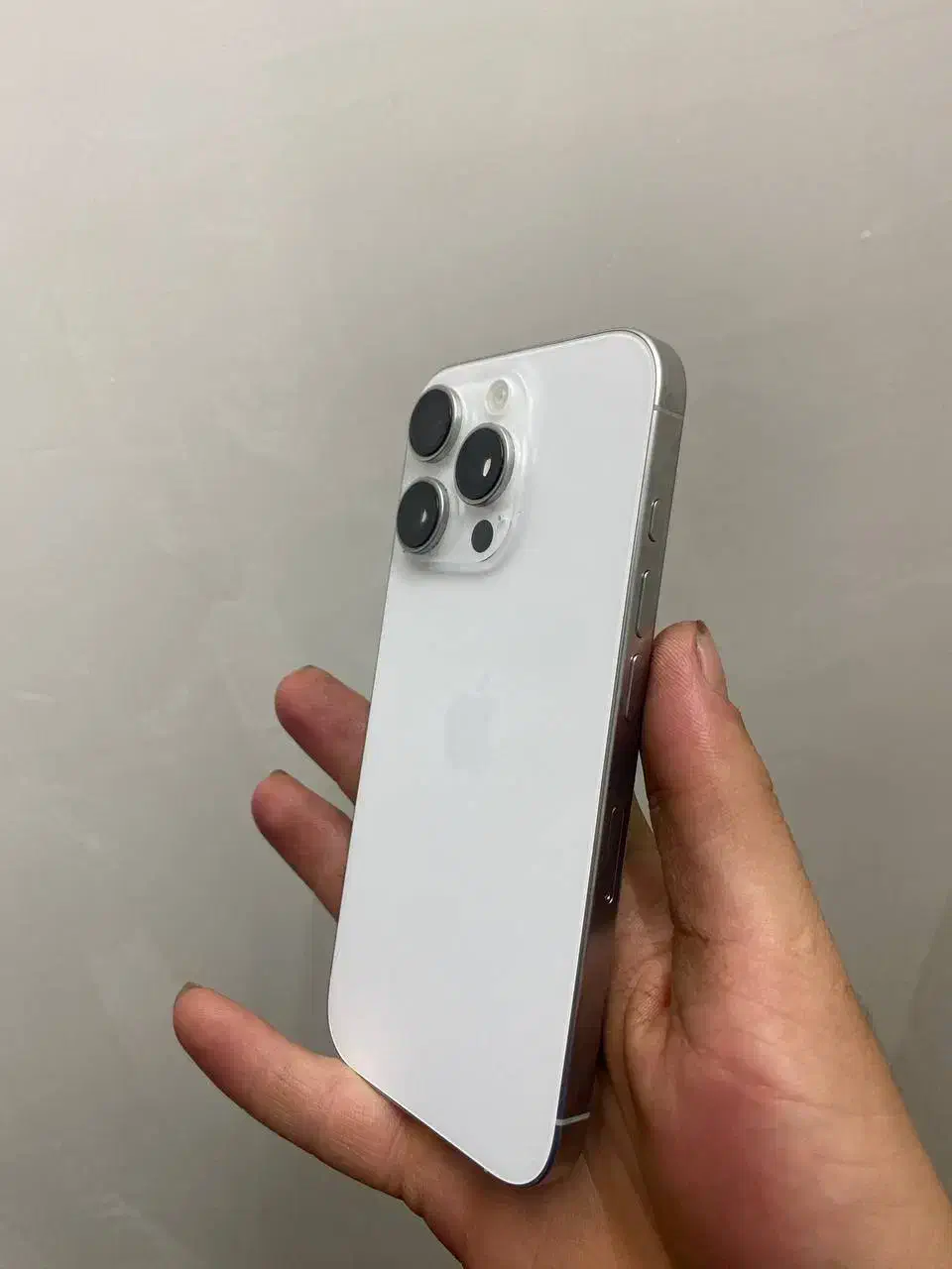 اپل iPhone 16 Pro با حافظهٔ ۲۵۶ گیگابایت|موبایل|بجنورد, |دیوار