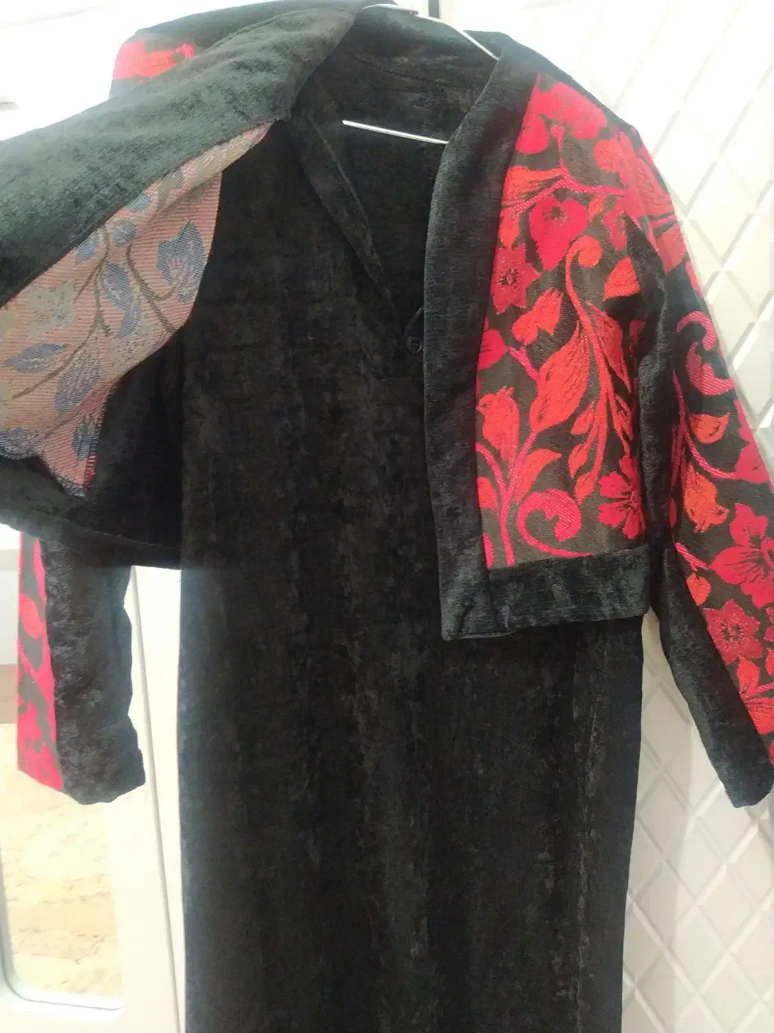 مانتومجلسی|لباس|گنبد کاووس, |دیوار