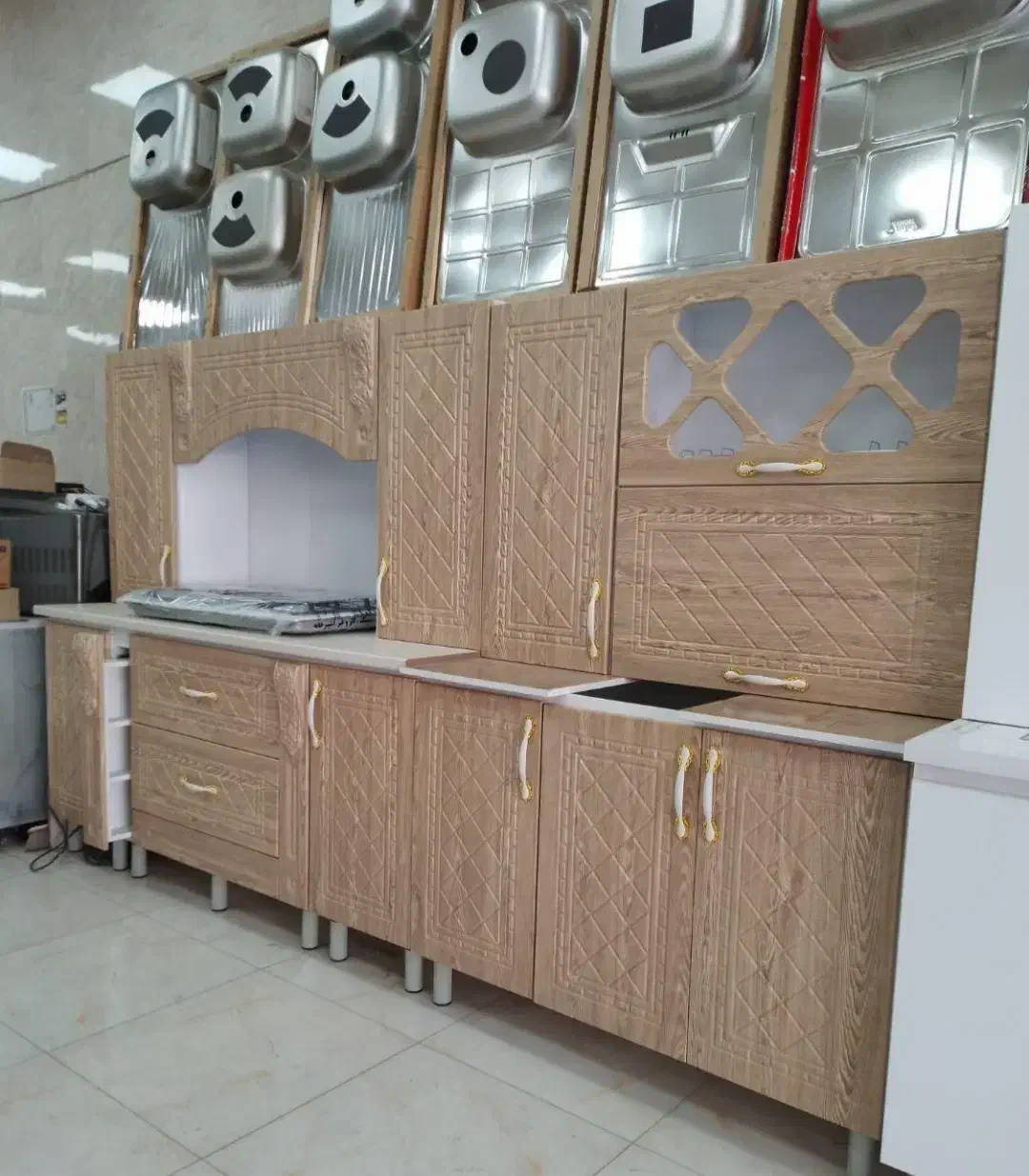 کابینتهای وکیوم شده و ساده احمدی آماده کد ۰۱۰۳۳|مصالح و تجهیزات ساختمان|بسطام, |دیوار