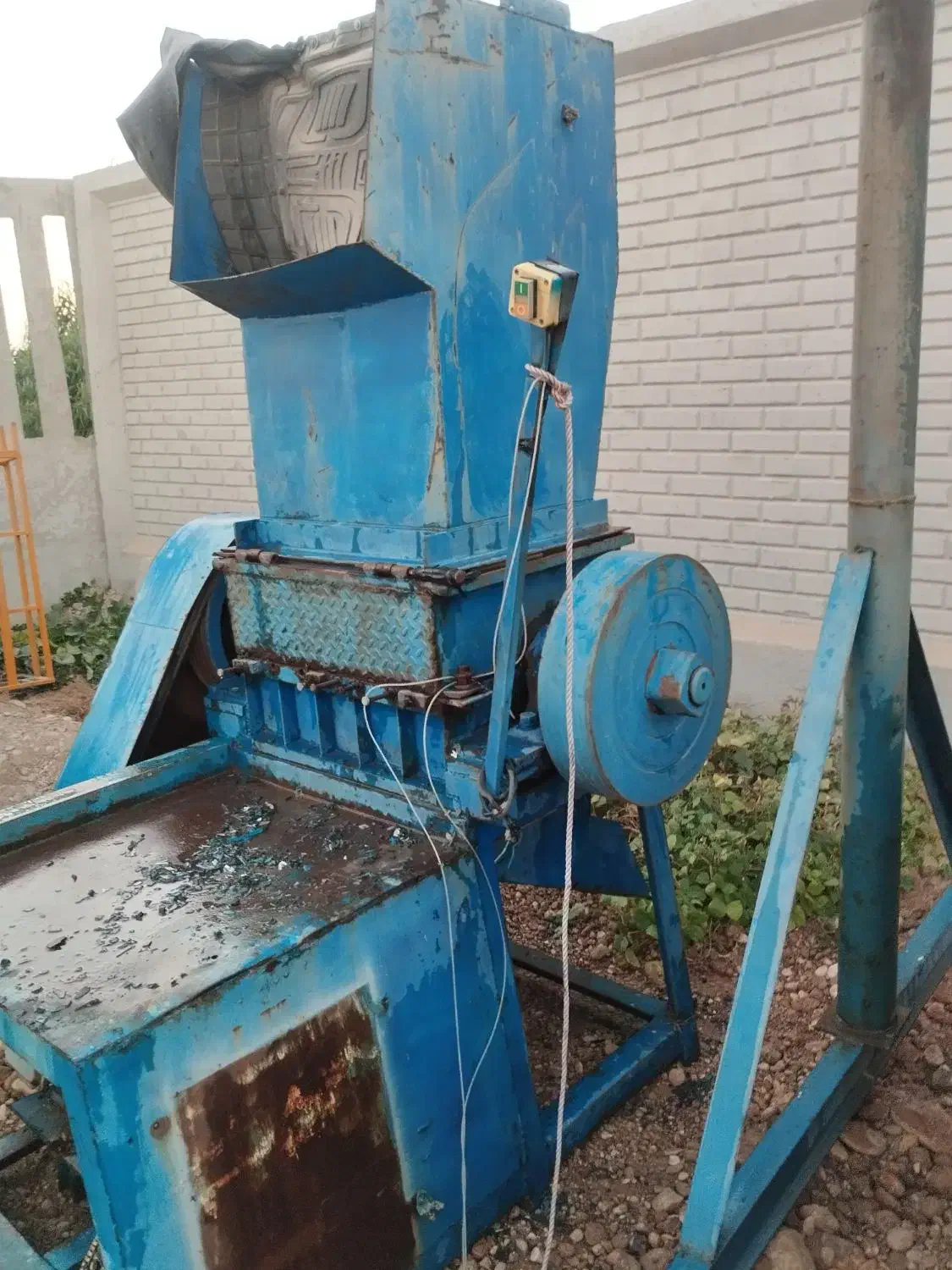 آسیاب پلاستیک|ماشین‌آلات صنعتی|اندیمشک, |دیوار