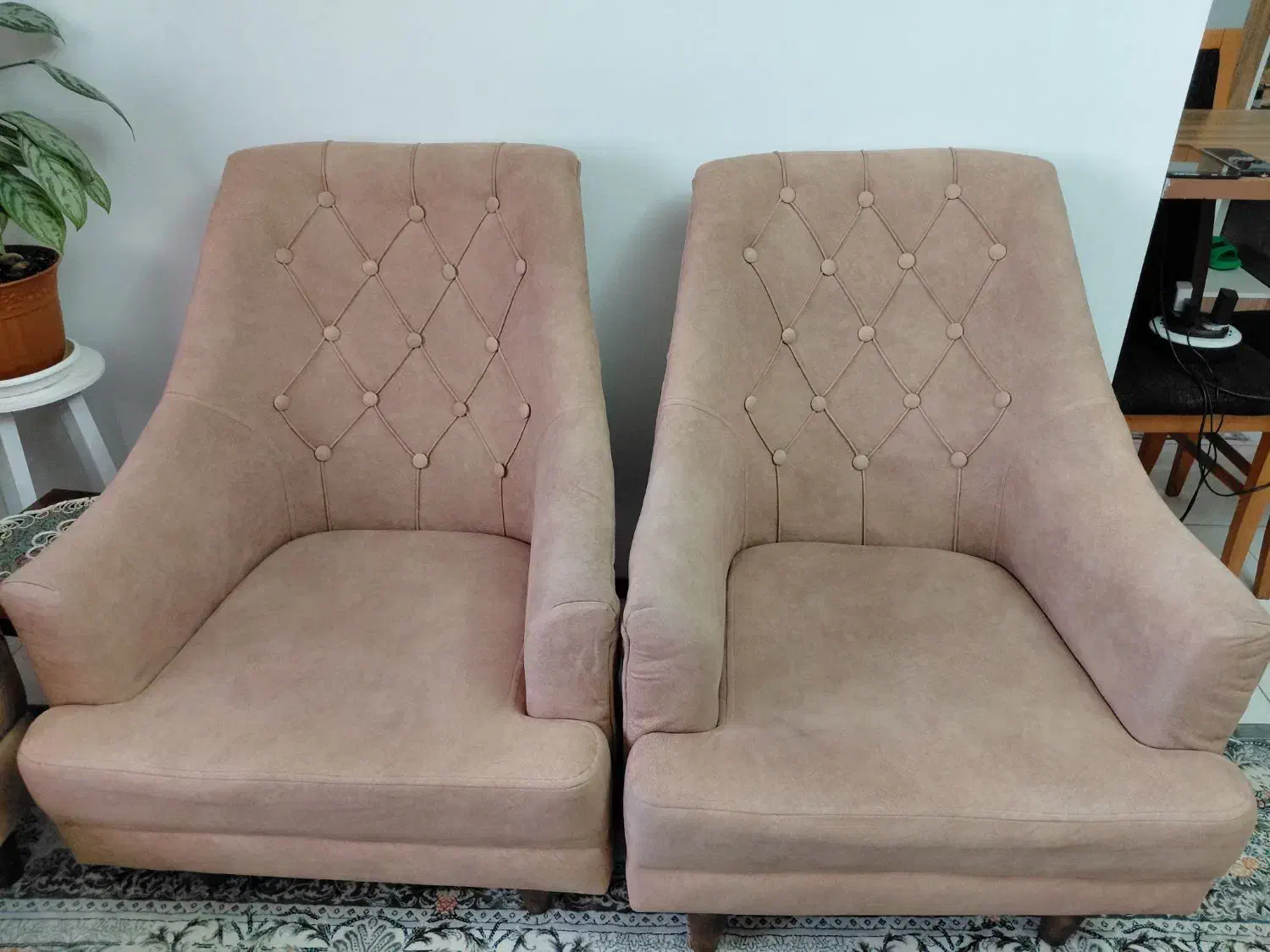 فروش مبل ۷ نفره چستر|مبلمان خانگی و میز عسلی|پردیس, فاز ۱۱|دیوار