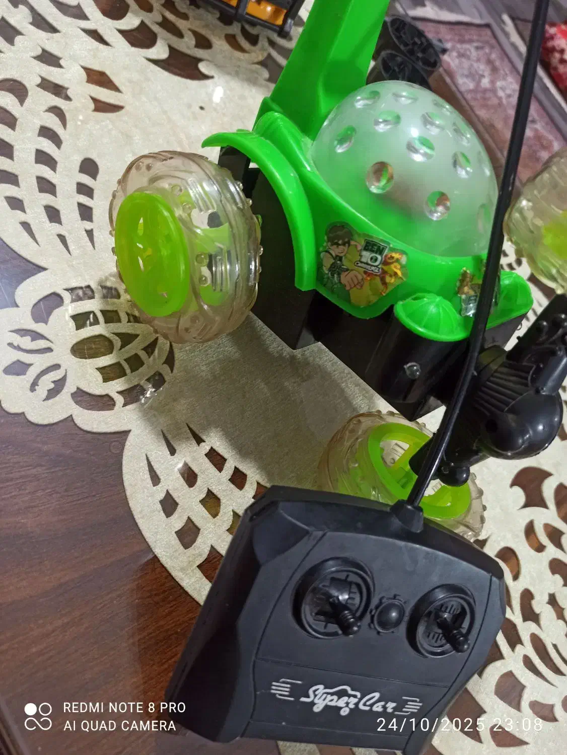 ماشین دیوانه|اسباب‌بازی بچه|خوی, |دیوار