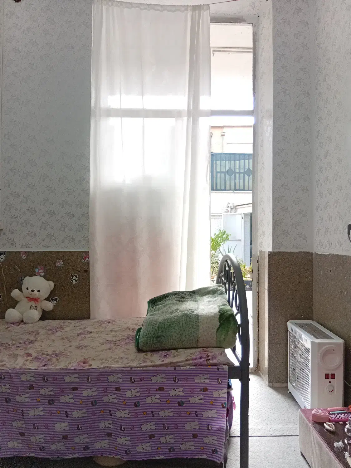 اجاره اتاق دو تخته (خوابگاه دخترانه )|اجارهٔ کوتاه‌مدت آپارتمان و سوئیت|شیراز, وصال|دیوار