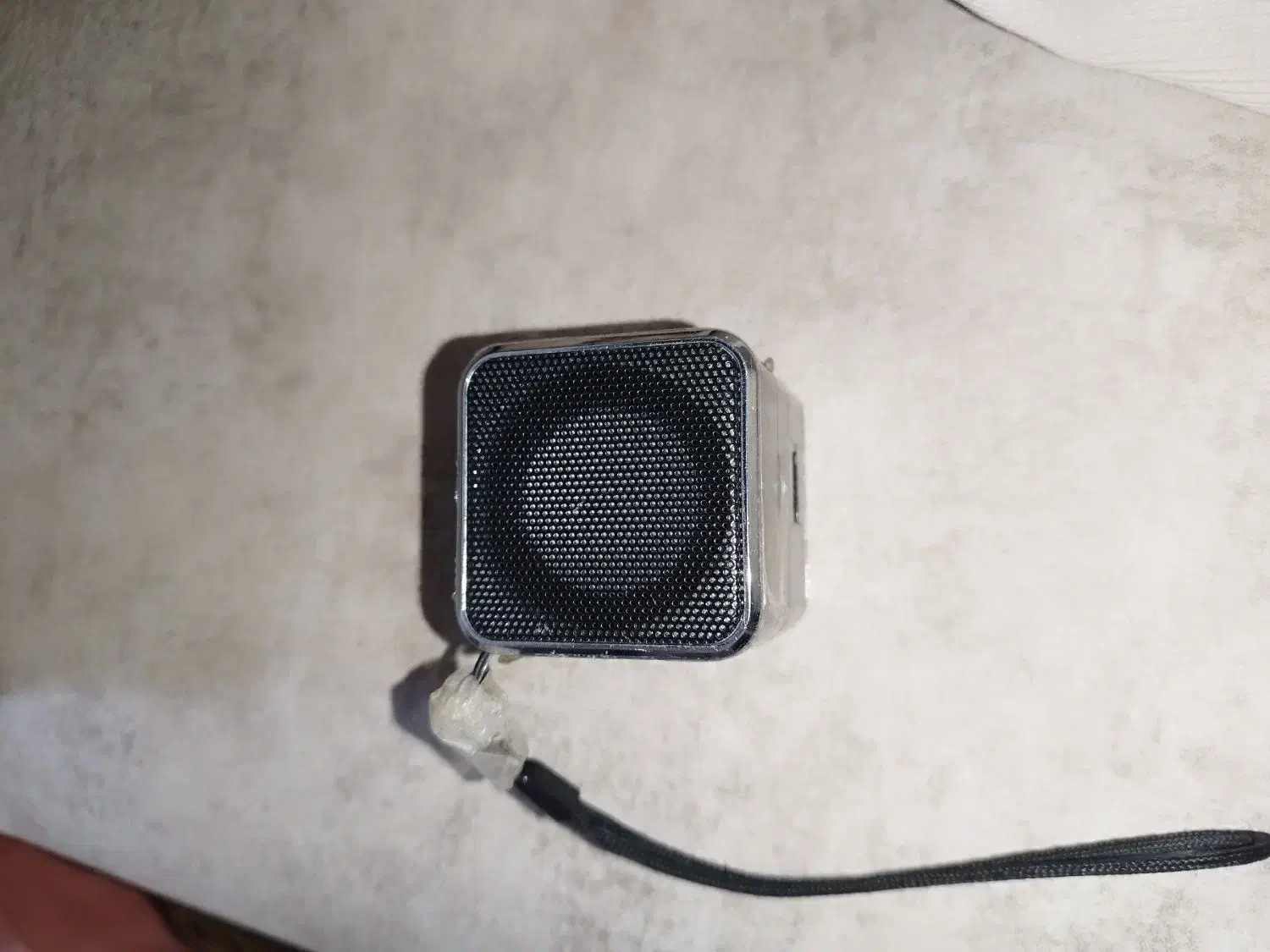 اسپیکر مینی|لوازم جانبی موبایل و تبلت|شیراز, تندگویان|دیوار