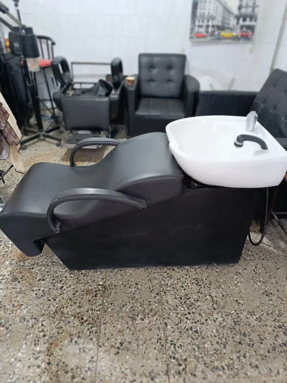 صندلی سرشور مناسب ارایشگاه مردانه و زنانه|آرایشگاه و سالنهای زیبایی|سنندج, |دیوار