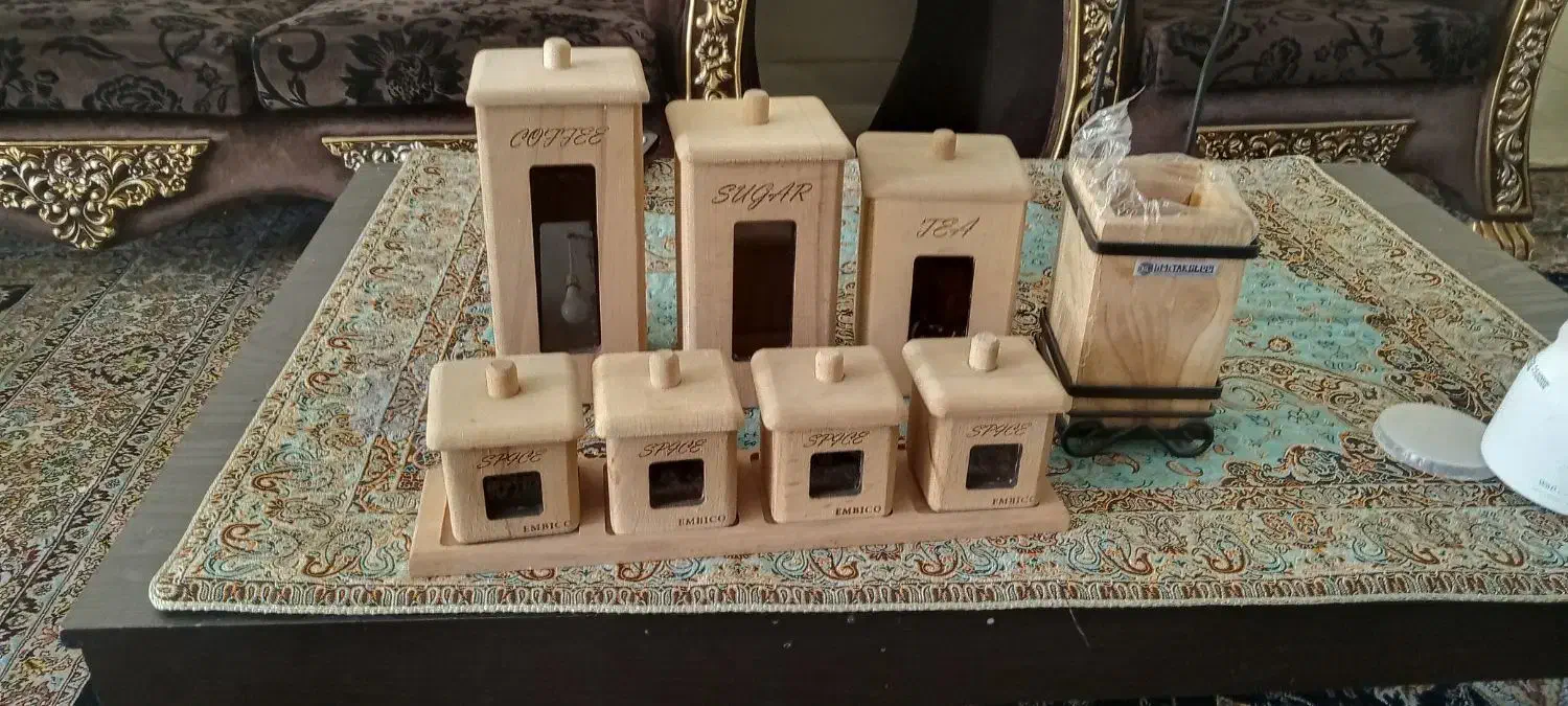 جاادویه|ظروف پخت‌وپز|شیراز, تاچارا|دیوار