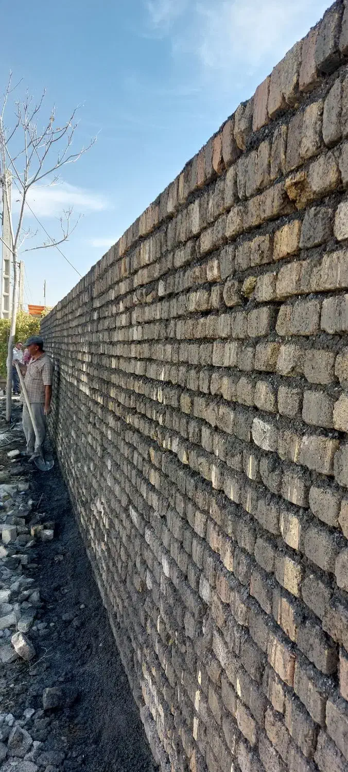 بنا /بنایی/بلوک چینی وآجر/بااکیپ|خدمات پیشه و مهارت|اراک, |دیوار