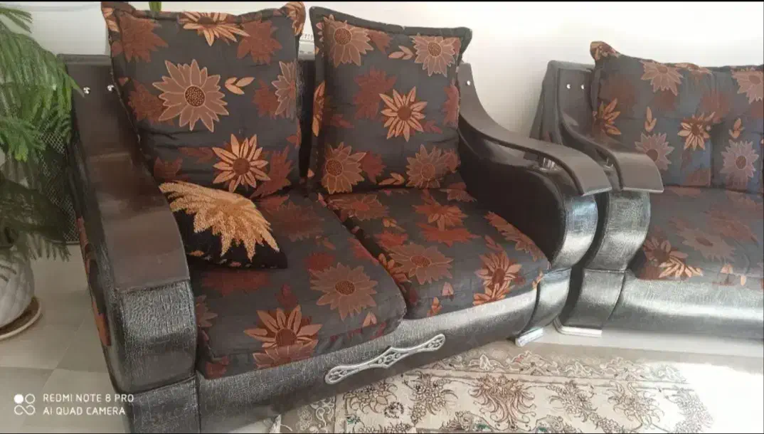 مبل راحتی کارکرده قیمت توافقی..|مبلمان خانگی و میز عسلی|مبارکه, |دیوار