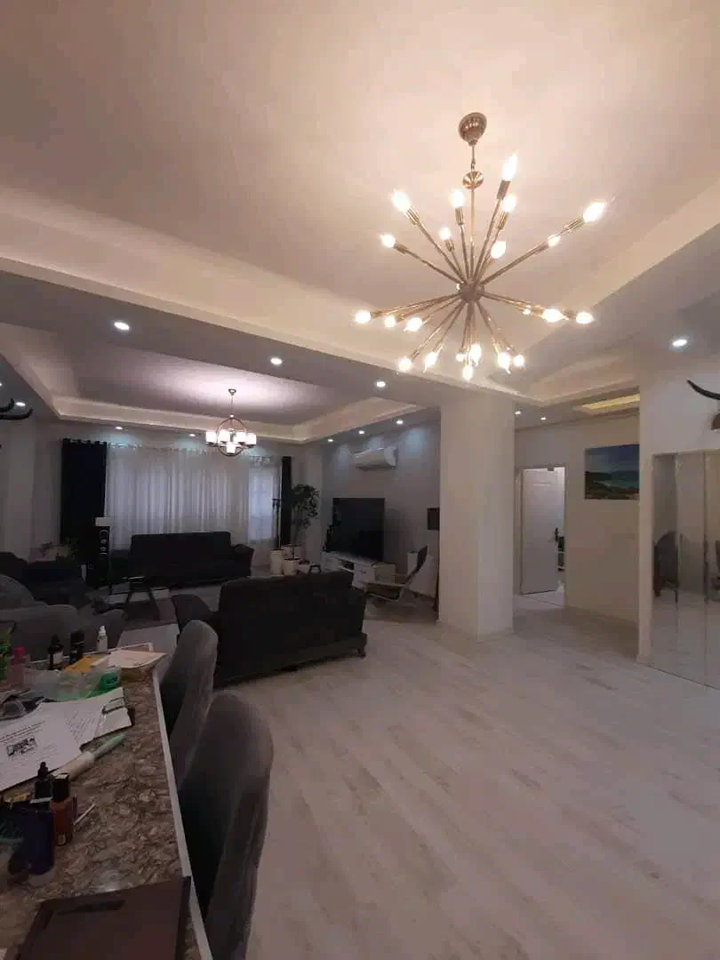 اجاره ۱۳۵متری / مستر / ۳خواب / گلسار / بلوارسمیه|اجارهٔ آپارتمان|رشت, کاکتوس|دیوار