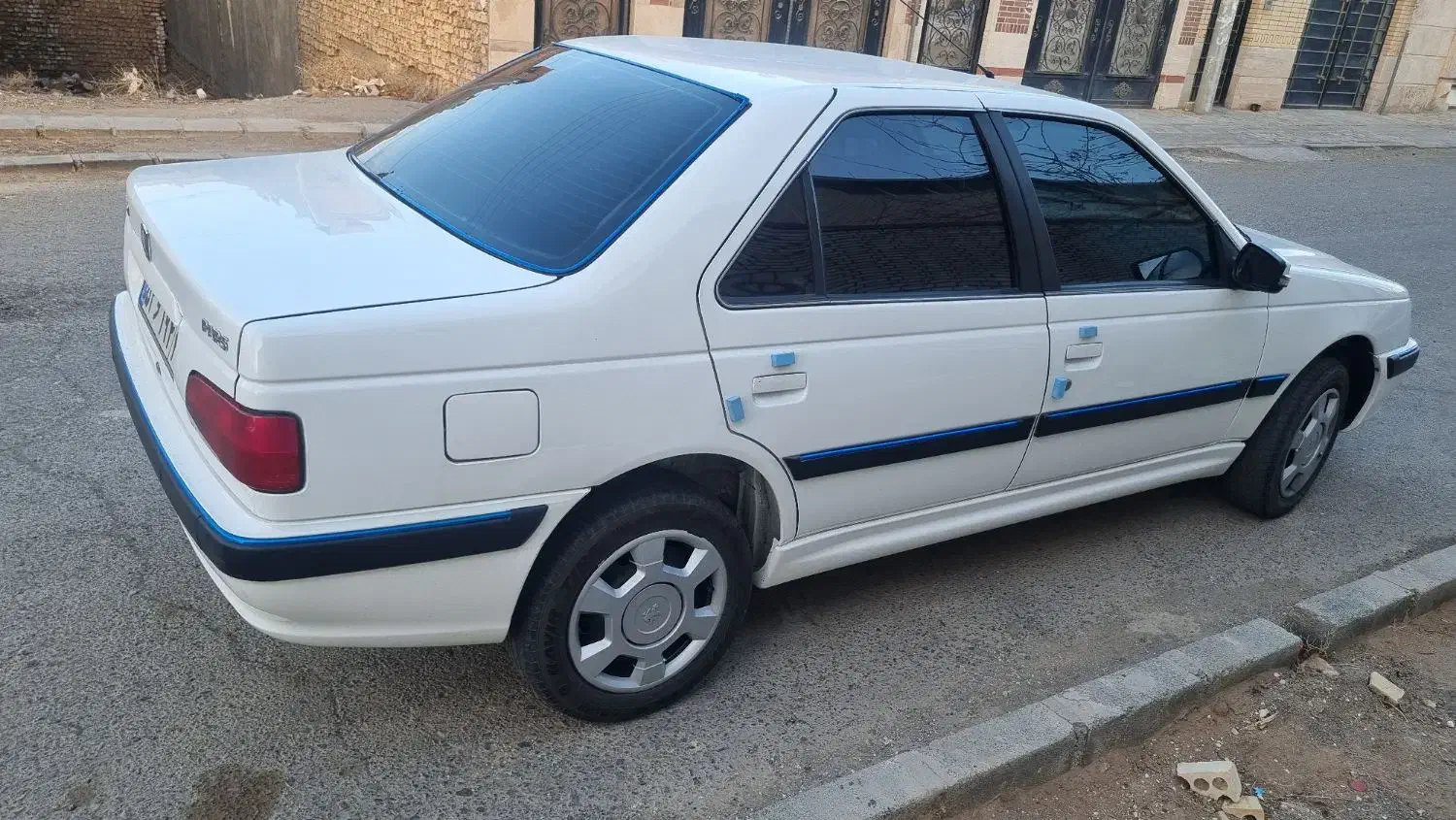 پارس سال ۴۰۲|خودرو سواری و وانت|کاشان, کارگر|دیوار